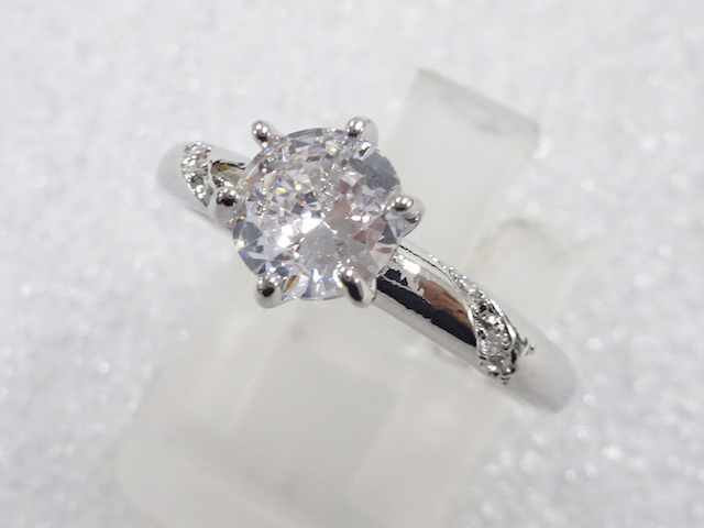 JAPANESE KIMONO / ANTIQUE CRYSTAL RING (SIZE 14.5)